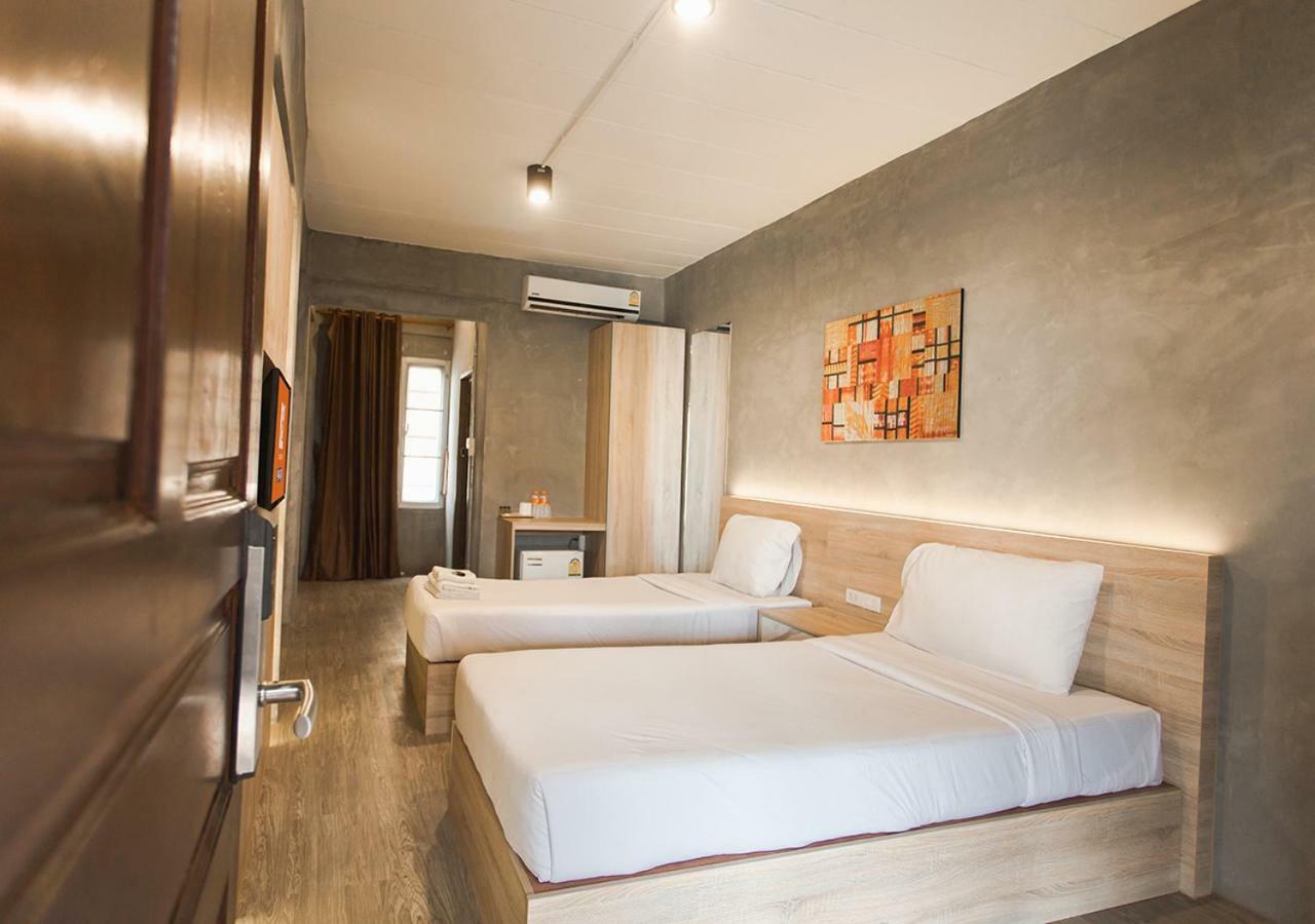 B2 Santitham Hotel Chiang Mai Ngoại thất bức ảnh